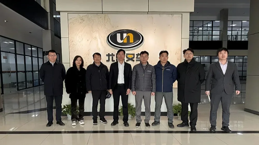 HD Hyundai XiteSolution visita a UN Forklift para fortalecer parceria estratégica OEM