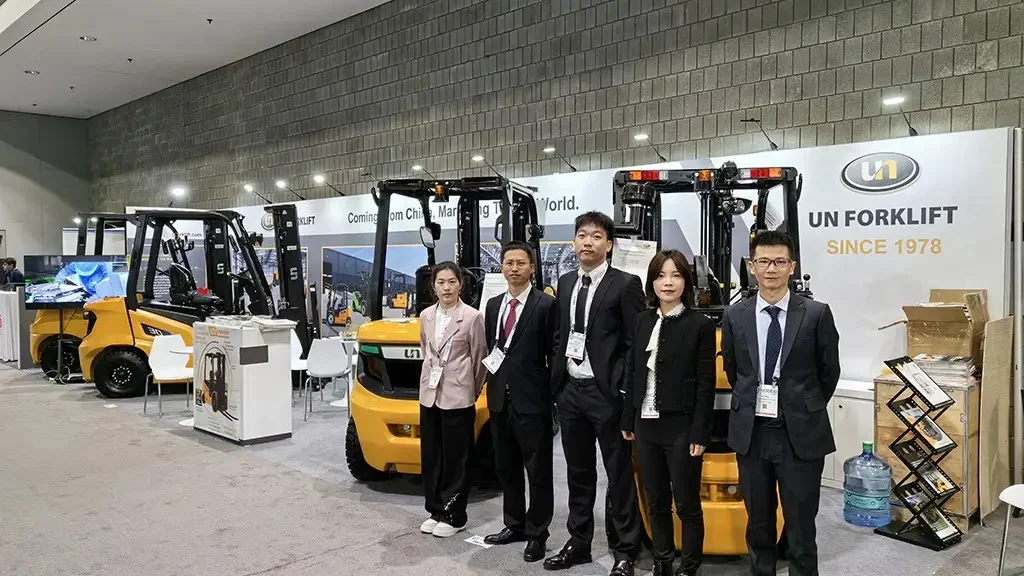 UN Forklift estreia com destaque na MODEX 2024, nos Estados Unidos